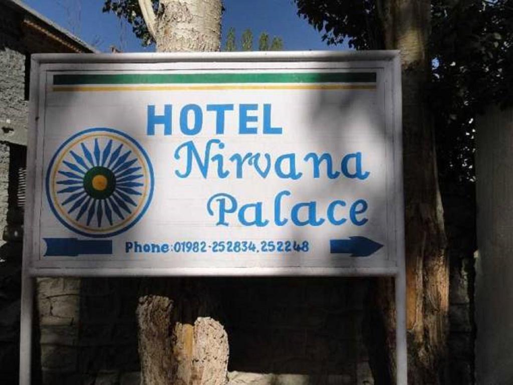 Hotel Nirvana Palace Leh Dış mekan fotoğraf